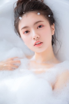 校园纯肉喷水高hnp(迈克尔middot凯里)
